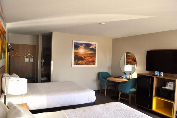 Days Inn by Wyndham Worland image 26