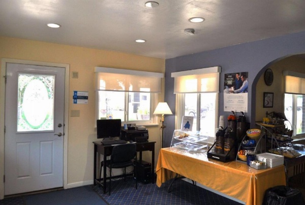 Days Inn by Wyndham Worland image 30