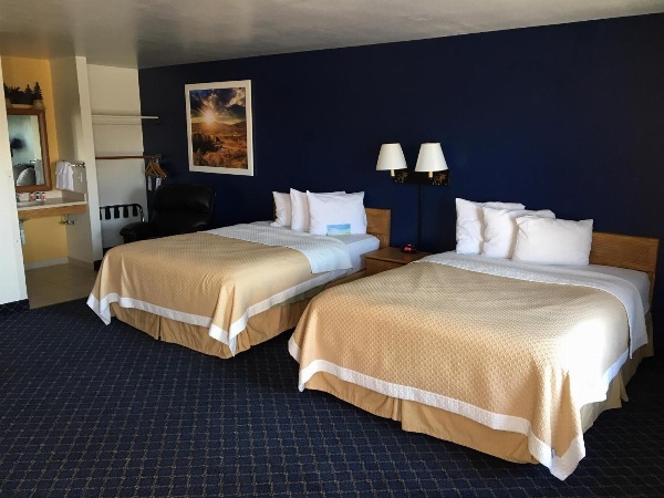 Days Inn by Wyndham Worland image 4